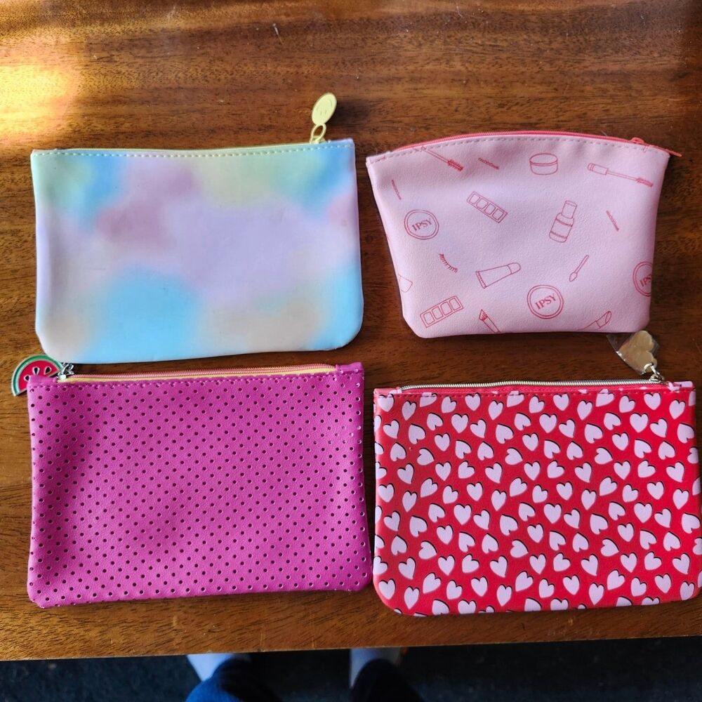 4 IPSY Makeup Bags Women's Pink Cosmetic Pouches Travel Organizer Vanity Kit